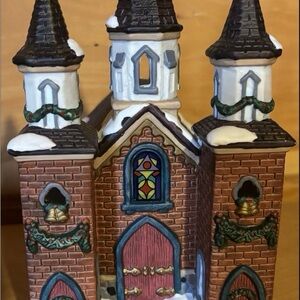 Charming Ceramic Church Figurine Christmas vintage
